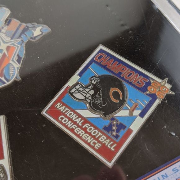 Super Bowl XLI Limited Edition Pin Set Bears Colts - Picture 5 of 8